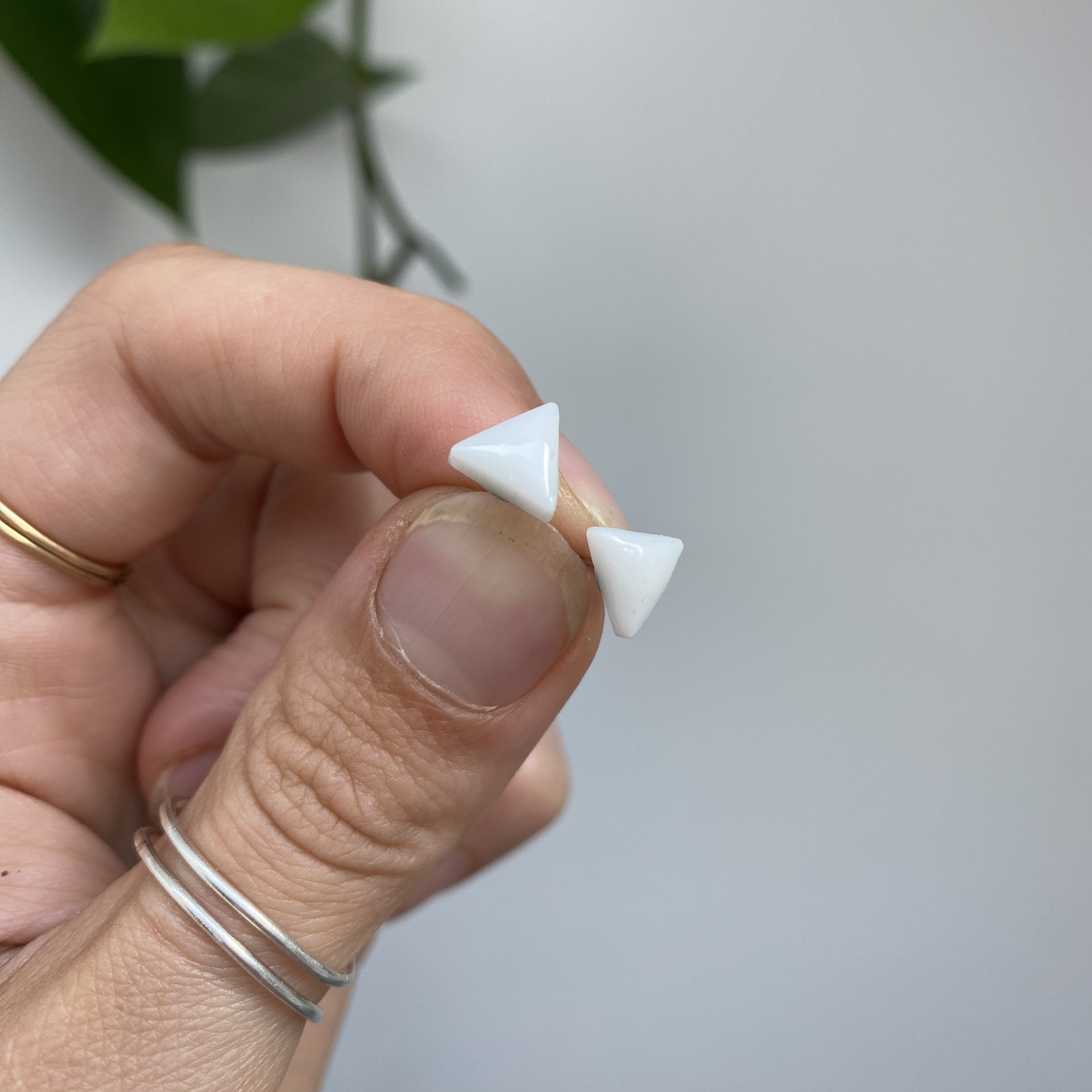 Triangles
Bijoux lait maternel
La dernière goutte